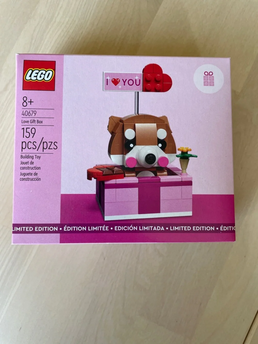 NIB LEGO Seasonal Set 40679 Love Gift Box, gwp